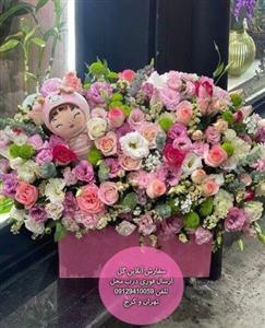 دسته گل و کیک تولد برای تبریک تولد خواهرزاده یک ساله