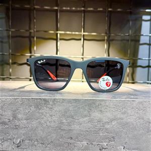 عینک برند RAY BAN فریم مشکی متالیک / شیشه دودی کد RB7222