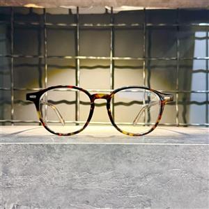 عینک برند DIOR فریم کائوچویی پلنگی / شیشه سفید کد ZN3947