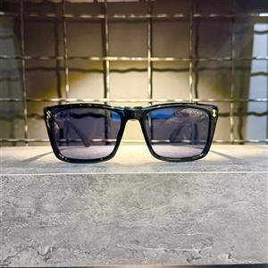 عینک برند GUCCI فریم مشکی /شیشه دودی کد GG3700