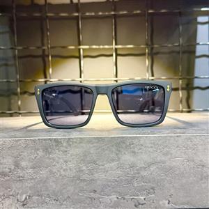 عینک برند GUCCI فریم مشکی مات/شیشه دودی کد GG3700