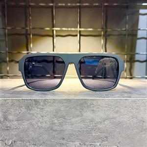 عینک برند HUGO BOSS فریم کائوچویی مشکی مات / شیشه دودی کد HB615