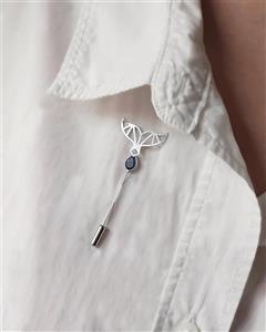 سنجاق سینه دم وال