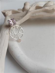 سنجاق سینه لوتوس با سنگ کوارتز