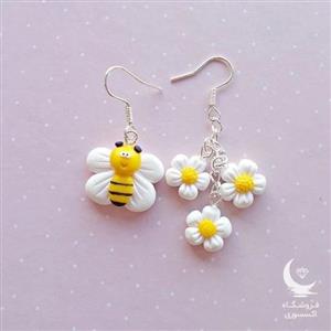 گوشواره فانتزی زنبور و گل بابونه