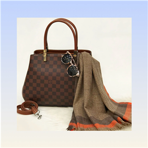 کیف زنانه مدل : چهار خونه