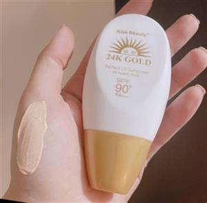 ضدآفتاب رنگی طلا 24k کیس بیوتی 90spf