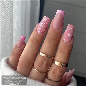 ناخن مصنوعی راسا طرح گل بابونه ریز رنگ صورتی پاستیلی