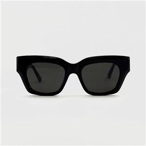 عینک بالنسیاگا – تلفیق جسارت مدرن و ظرافت لوکس 2025