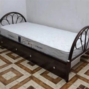 تخت خواب یک نفره فلزی مدل طاووس