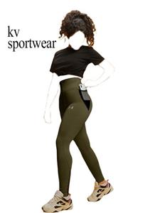 لگ کمر گنی ورزشی زنانه Under armour