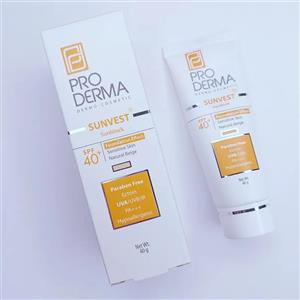 کرم ضدآفتاب رنگی پرودرما PRO DERMA کرم پودری بژ طبیعی spf 40 مناسب پوست حساس حجم 40 گرم 92381