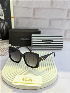عینک لوکس و اورجینال زنانه دولچه گابانا  DOLCE & GABBANA - DG4385