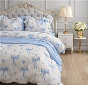 روتختی یک رو چاپی پینترستی چین دار (جنس نخ میکروتنسل) طرح پاپیون آبی