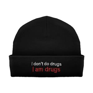 کلاه بافتنی طرح جمله سالوادور دالی | I AM DRUGS