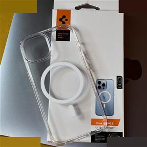 کاور اسپیگن مدل ultra hybrid clear magsafe مناسب برای گوشی موبایل اپل iphone 14