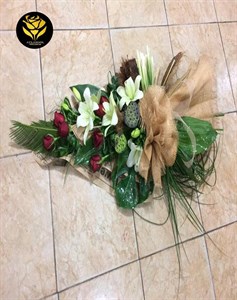 دسته گل یکطرفه رز و لیلیوم کد 249
