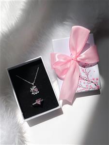 جعبه شکوفه به همراه ربان🌸