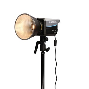 ویدیو لایت نانلایت Nanlite FC-120B Bi-Color LED Spotlight