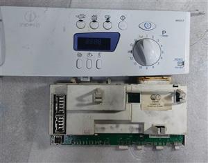 برد و نمایشگر لباسشویی ایندزیت