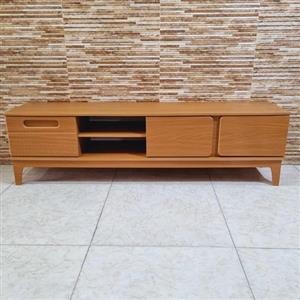 میز تلویزیون شبستان مدل 2033 طول 160 تمام ام دی اف رنگ گردویی خانمان مدل 310834