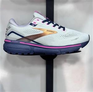 کتونی بروکس گاست ۱۵ مستر کوالیتی سایز بندی ۳۶ تا ۴۵