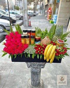 باکس گل بزرگ و پر میوه برای عیادت مریض802