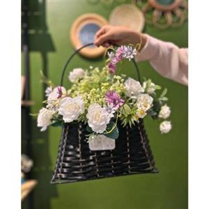 سبد گل آلسترومریا و رز مینیاتوری برای روز زن 4641