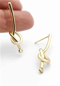 خرج‌کار گوشواره با آبکاری طلای ۱۸ عیار مدل گره‌ای- انتخابی ایده‌آل برای خلق گوشواره های آویز هنری