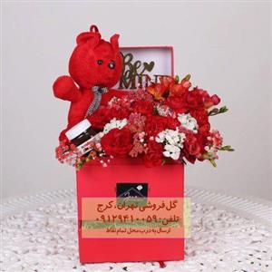 گل و عروسک بزرگ ولنتاین در گلفروشی اباذر