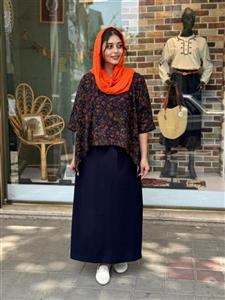 کراپ سایه سورمه ای گل ریز عنابی