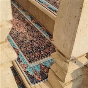 فرشینه مخمل هازان رو پله ای A 111 ابعاد 30 در 80 (پس کرایه)