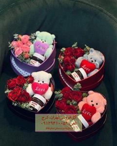 گل و عروسک لوکس ولنتاین برای دوست پسر در گلفروشی نارمک