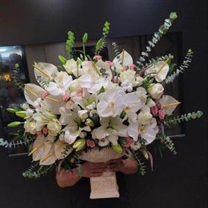 جام گل طبیعی و لاکچری برای تبریک افتتاحیه گل فروشی 5095