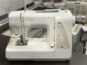 چرخ خیاطی ژانومه پلیر ۸۰۰