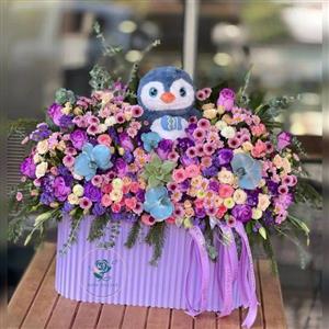 باکس گل و عروسک شماره10