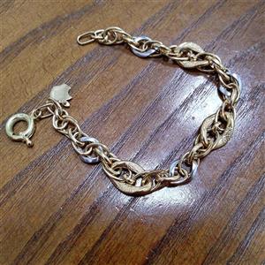 دستبند طلای بدون اجرت کارتیه کد 74