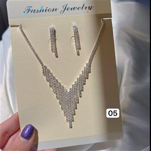 قیمت و خرید نیم ست مجلسی نگین دار (لطفا قبل ثبت سفارش موجودی بپرسید) | فروشگاه اینترنتی رهاشاپ