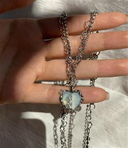 گردنبند زنانه گرانج استایل مدل قلب سنگی دولایه( با ایراد خیلی جزیی)