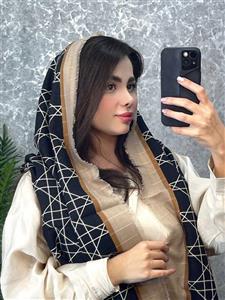 شال دور ریش طرح dior دیور زنانه قواره 200×70 – شیک و خاص