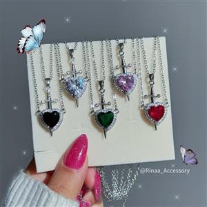 ست گردنبند قلب و شمشیر