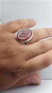 انگشتر نقره باسنگ عقیق قرمز حکاکی حسین و منی وان من حسین کد 1728