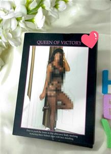 لباس خواب فانتزی سرتاسری یقه باز رکابی پایین تنه زنبوری Queen کد ۱۰۰۱۵۷