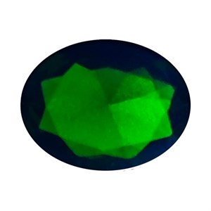 سنگ زینتی زمرد مدل تراش بیضی کد 9-7