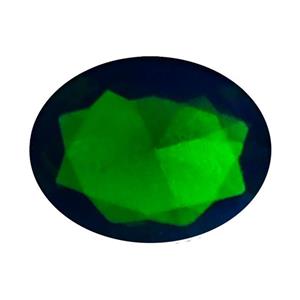 سنگ زینتی زمرد مدل تراش بیضی کد 9-7