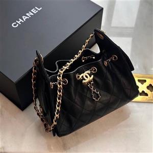 کیف شنل (CHANEL Hobo Bag Black Caviar Antique Gold Hardware)
