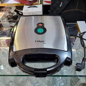 ساندویچ ساز سه کاره یونیک مکس مدل MN-2060