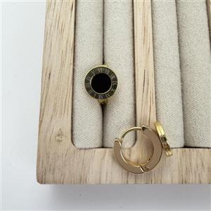 گوشواره حلقه ای طرح بولگاری رنگ طلایی کد 155