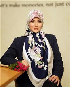 روسری ابریشم ژاکارد گلدار سایز ۱۳۰ دست‌دوز برند GNT کد 378