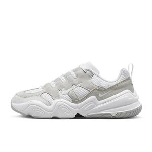 Nike Tech Hera